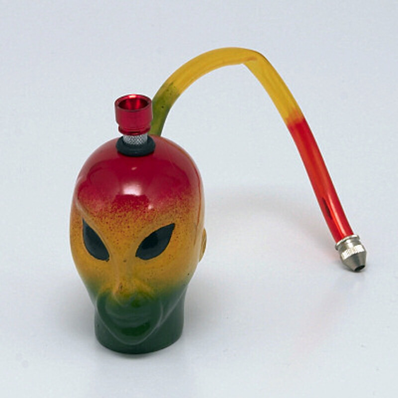 Bong keramika Alien I. 8 cm rasta