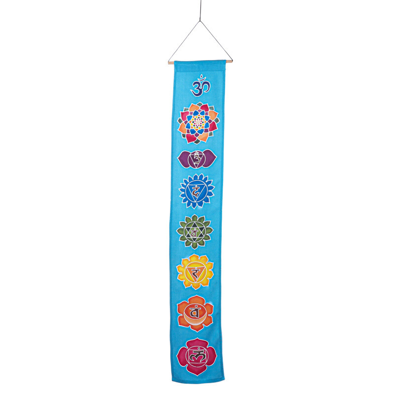 Závěsná dekorace textil 7 Chakra Symbols 117 x 19 cm světle modrá