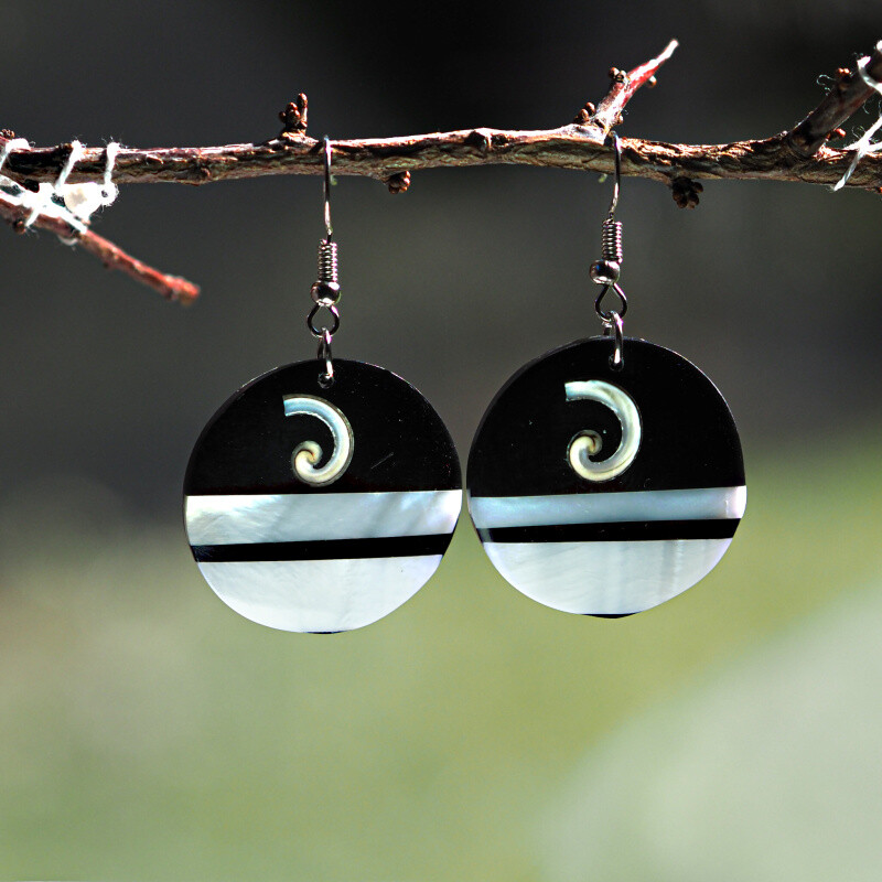 Náušnice resin Desy 06