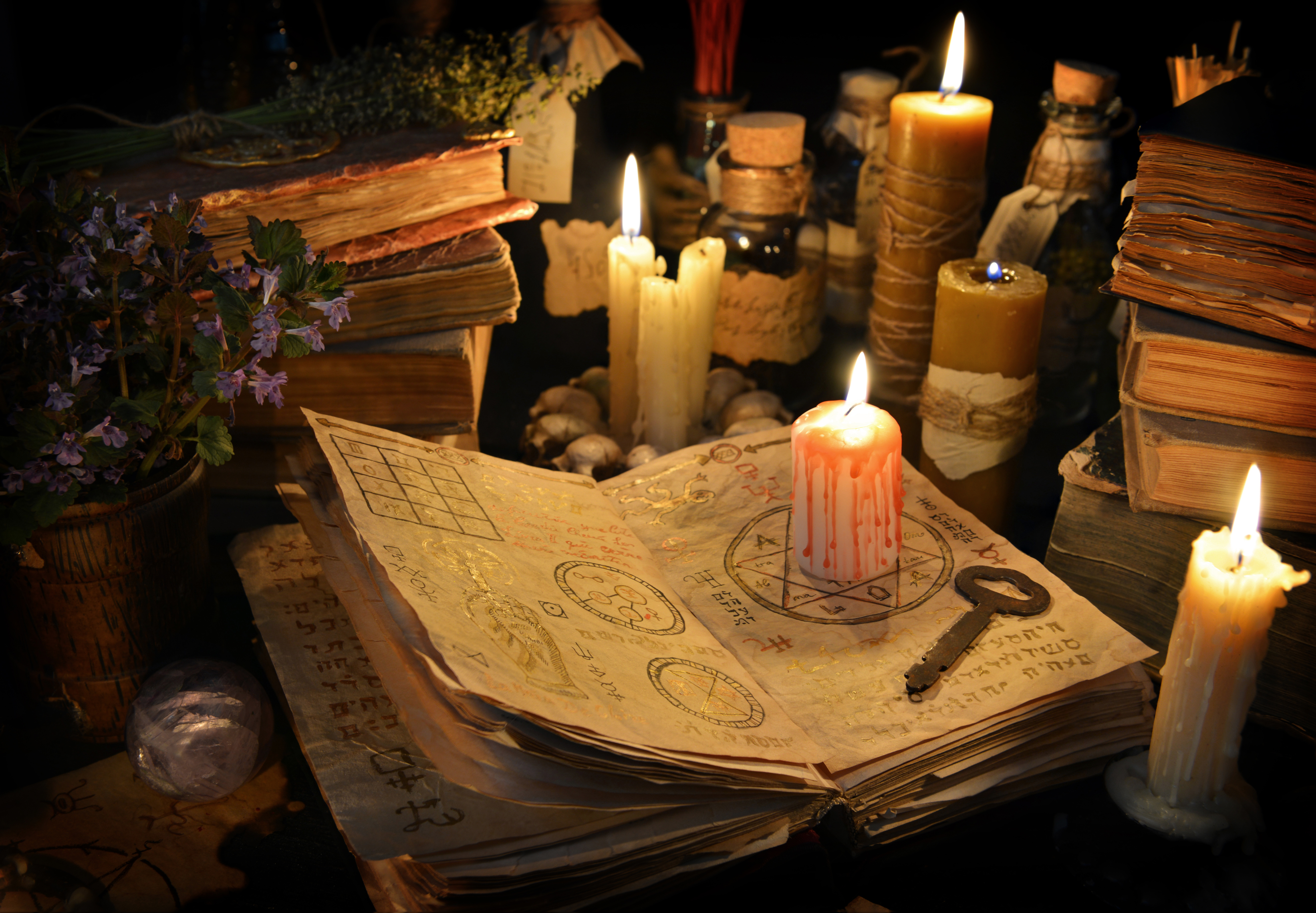 Магия свечей ритуалы. Магический ритуал. Магические свечи. Магия ритуалы. Ритуалы со свечами.